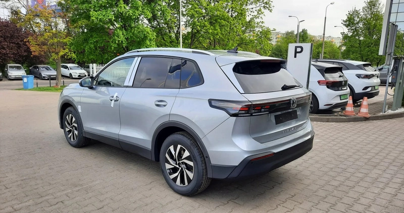 Volkswagen Tiguan cena 165500 przebieg: 10, rok produkcji 2024 z Góra Kalwaria małe 497